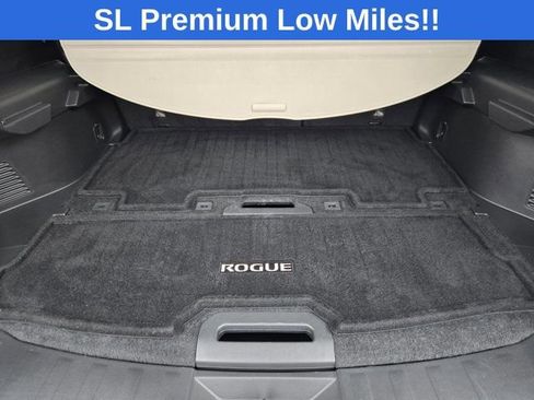 Used 2015 Nissan Rogue SL w/ SL Premium Package FWD image 32