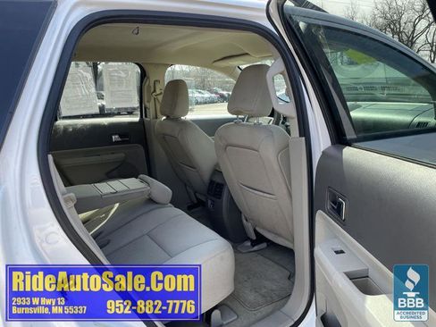 Used 2010 Ford Edge SEL image 16