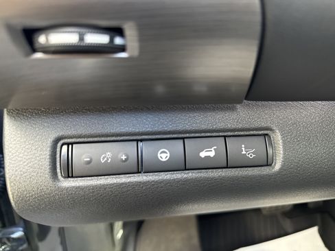 New 2025 Nissan Pathfinder Platinum w/ Cargo Package image 24