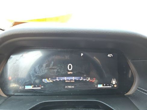 Used 2023 Jeep Grand Cherokee Limited w/ Black Appearance Package image 22