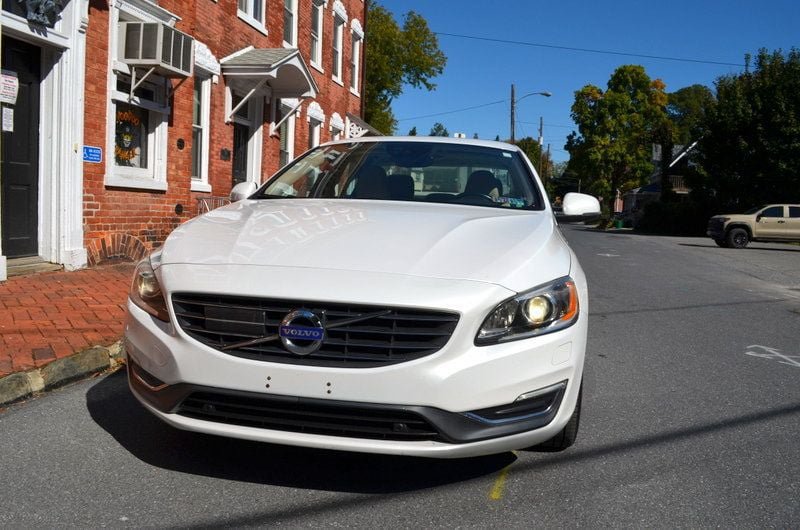 Used 2015 Volvo S60 T5 Platinum w/ Climate Package AWD/4WD image 2