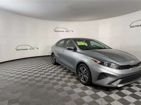 Certified 2024 Kia Forte LXS w/ LXS Technology Package image 2