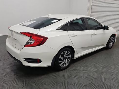 Used 2017 Honda Civic EX image 9