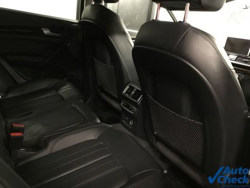 Used 2019 Audi Q5 2.0T Premium Plus w/ Premium Plus Package AWD/4WD image 32