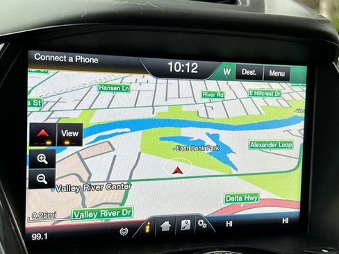 Used 2014 Ford C-MAX Energi SEL w/ Equipment Group 301A image 22