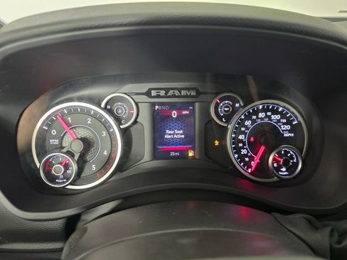 New 2026 RAM 3500 Big Horn AWD/4WD image 25