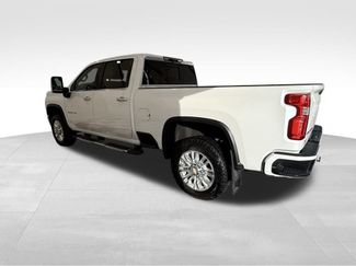 Used 2023 Chevrolet Silverado 3500 High Country w/ Z71 Off-Road Package video 2