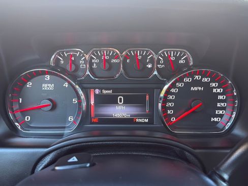 Used 2016 GMC Yukon XL SLT w/ HD Trailering Package image 17