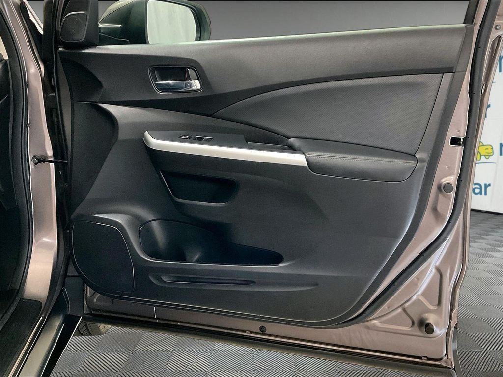 Used 2015 Honda CR-V Touring image 12