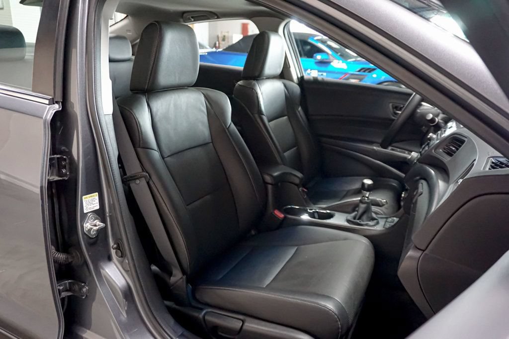 Used 2014 Acura ILX w/ Premium Package FWD image 33