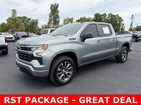Used 2024 Chevrolet Silverado 1500 RST AWD/4WD image 3