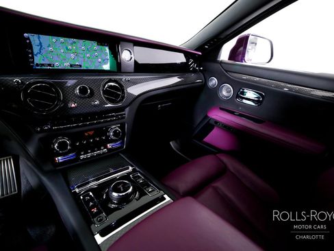 Certified 2022 Rolls-Royce Ghost Black Badge AWD/4WD image 16