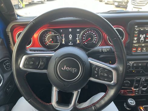 Used 2021 Jeep Gladiator Rubicon w/ Dual Top Group image 24