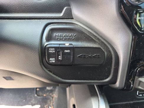Used 2024 RAM 2500 Laramie w/ Night Edition AWD/4WD image 17