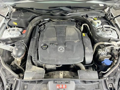 Used 2014 Mercedes-Benz E 350 4MATIC Sedan image 34