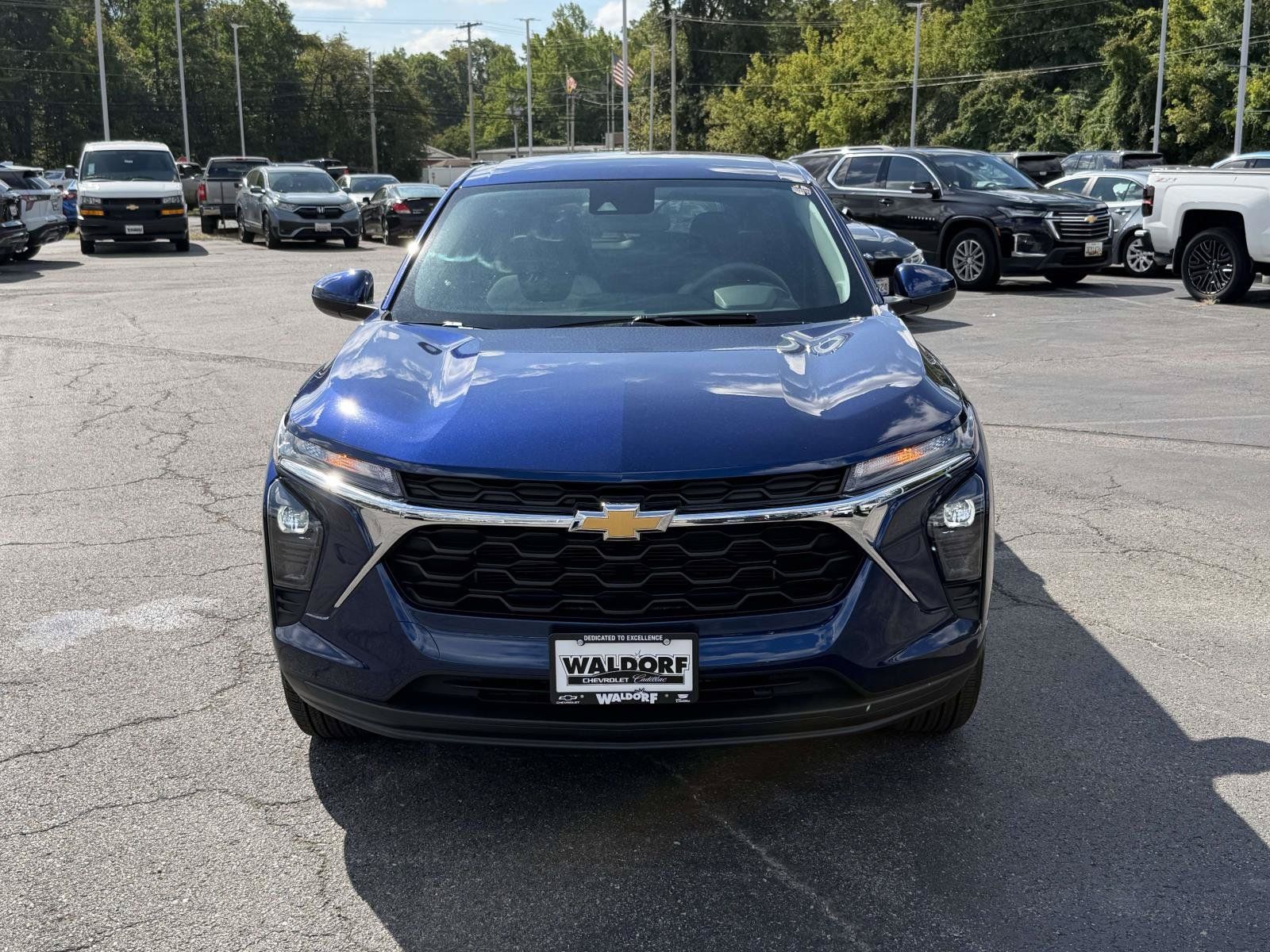 Used 2024 Chevrolet Trax LS w/ LS Convenience Package FWD image 6