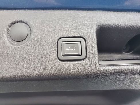 Certified 2024 Chevrolet Equinox LT image 12