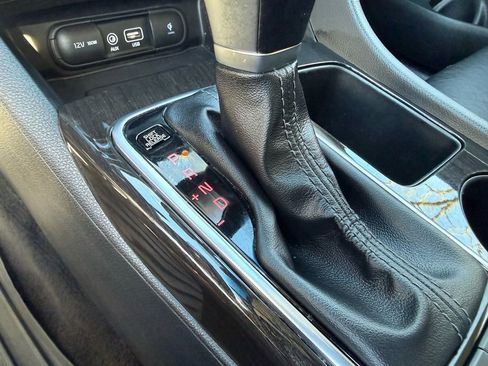 Used 2020 Kia Optima Premium image 28