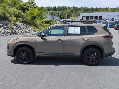 Certified 2025 Nissan Rogue SV w/ Rock Creek Premium Package AWD/4WD image 8