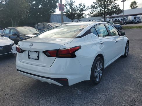 Certified 2023 Nissan Altima 2.5 S image 4