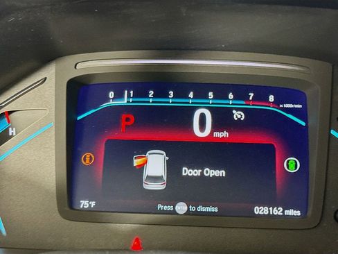 Used 2022 Honda Odyssey Elite image 17