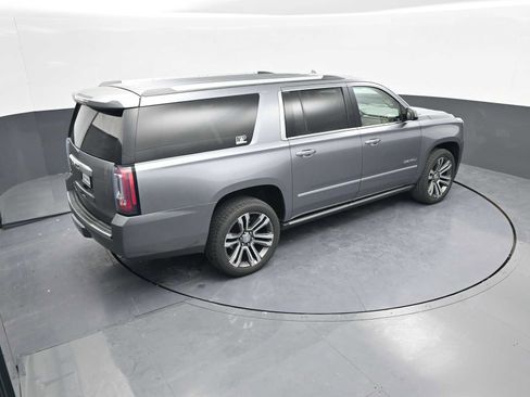 Used 2018 GMC Yukon XL Denali w/ Denali Ultimate Package image 31