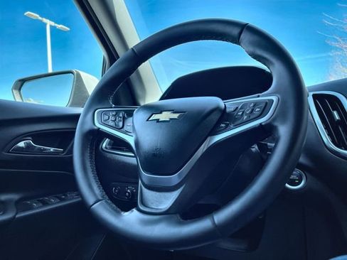 Certified 2023 Chevrolet Equinox LT FWD image 11