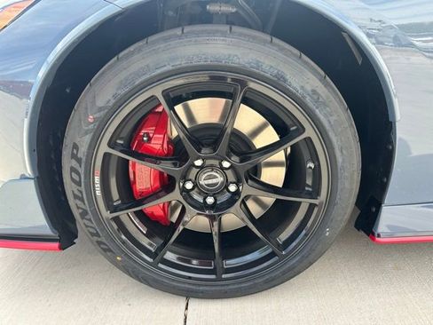 New 2025 Nissan Z NISMO w/ Floor Mat Package RWD image 29