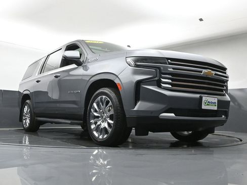 Used 2021 Chevrolet Suburban High Country image 27