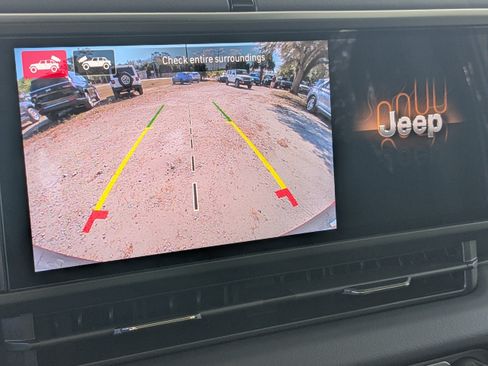New 2026 Jeep Wrangler Unlimited Sahara AWD/4WD image 31