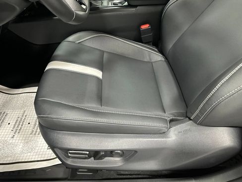 Used 2026 Toyota Camry SE FWD image 13