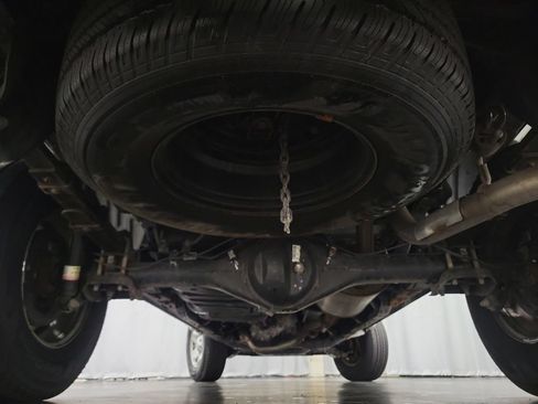 Used 2022 Toyota Tacoma SR AWD/4WD image 16