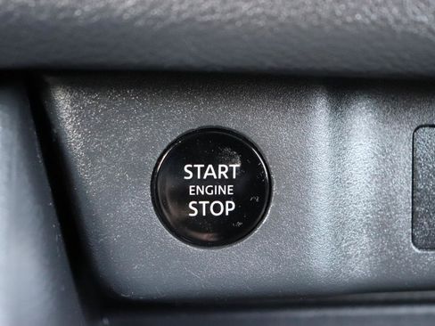 Used 2026 Nissan Rogue SV AWD/4WD image 43