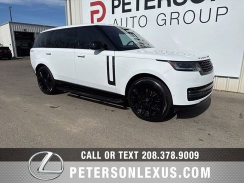 Used 2023 Land Rover Range Rover Long Wheelbase SE image 2