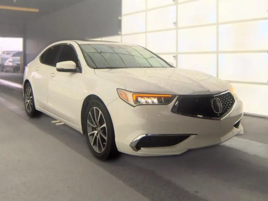 Used 2019 Acura TLX V6 FWD image 2