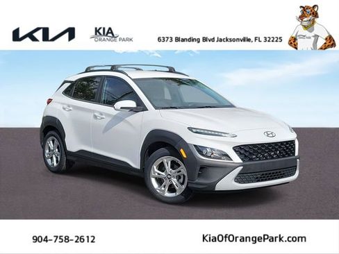 Used 2022 Hyundai Kona SEL FWD image 1