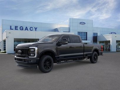 New 2026 Ford F350 Lariat w/ Black Appearance Package