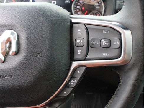 Used 2025 RAM 1500 Laramie w/ Sport Appearance Package AWD/4WD image 17