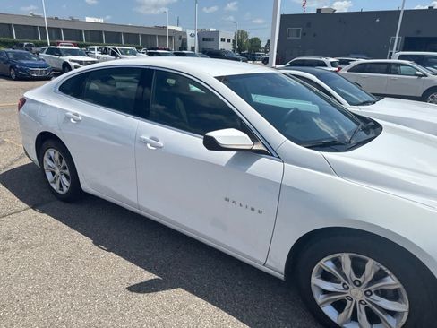 Used 2023 Chevrolet Malibu LT FWD image 8