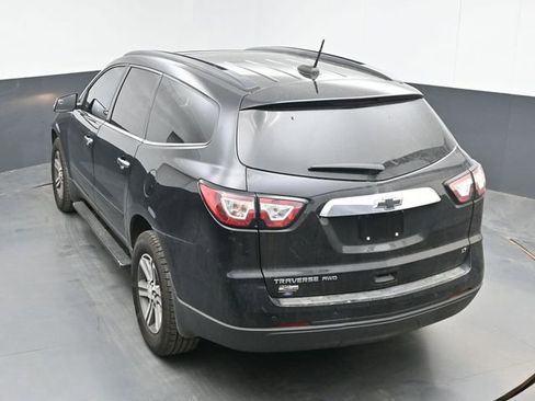 Used 2017 Chevrolet Traverse LT image 23