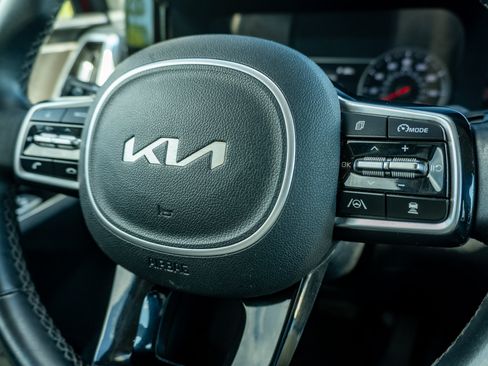 Used 2022 Kia Sorento SX AWD/4WD image 32