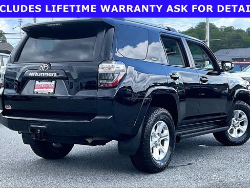 Used 2019 Toyota 4Runner SR5 Premium AWD/4WD image 10