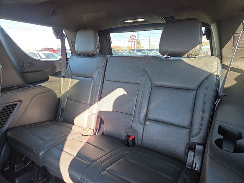 Used 2023 Chevrolet Tahoe Z71 w/ Luxury Package image 10