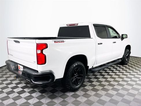 Used 2020 Chevrolet Silverado 1500 LT Trail Boss image 9