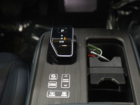 Used 2023 Nissan Ariya image 18