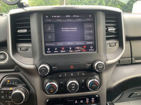 Used 2020 RAM 1500 Big Horn AWD/4WD image 12