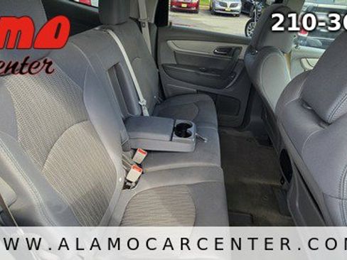 Used 2017 Chevrolet Traverse LS FWD image 19