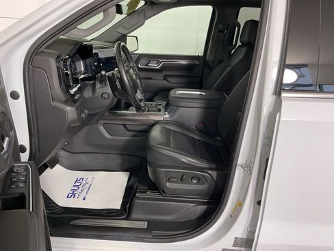 Used 2022 Chevrolet Silverado 1500 LTZ w/ LTZ Premium Package image 12