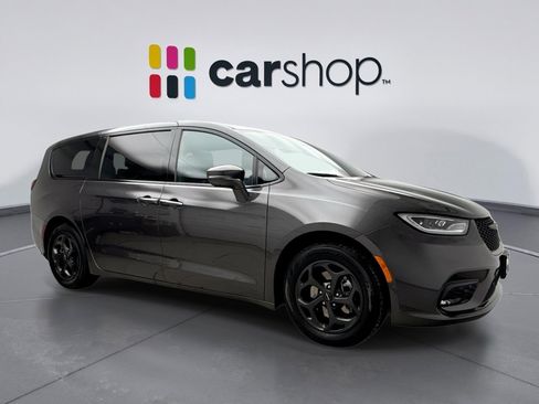Used 2022 Chrysler Pacifica Limited w/ S Appearance Package image 7