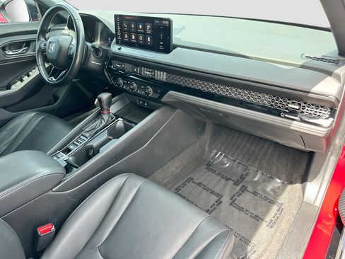 Used 2024 Honda Accord Sport image 27